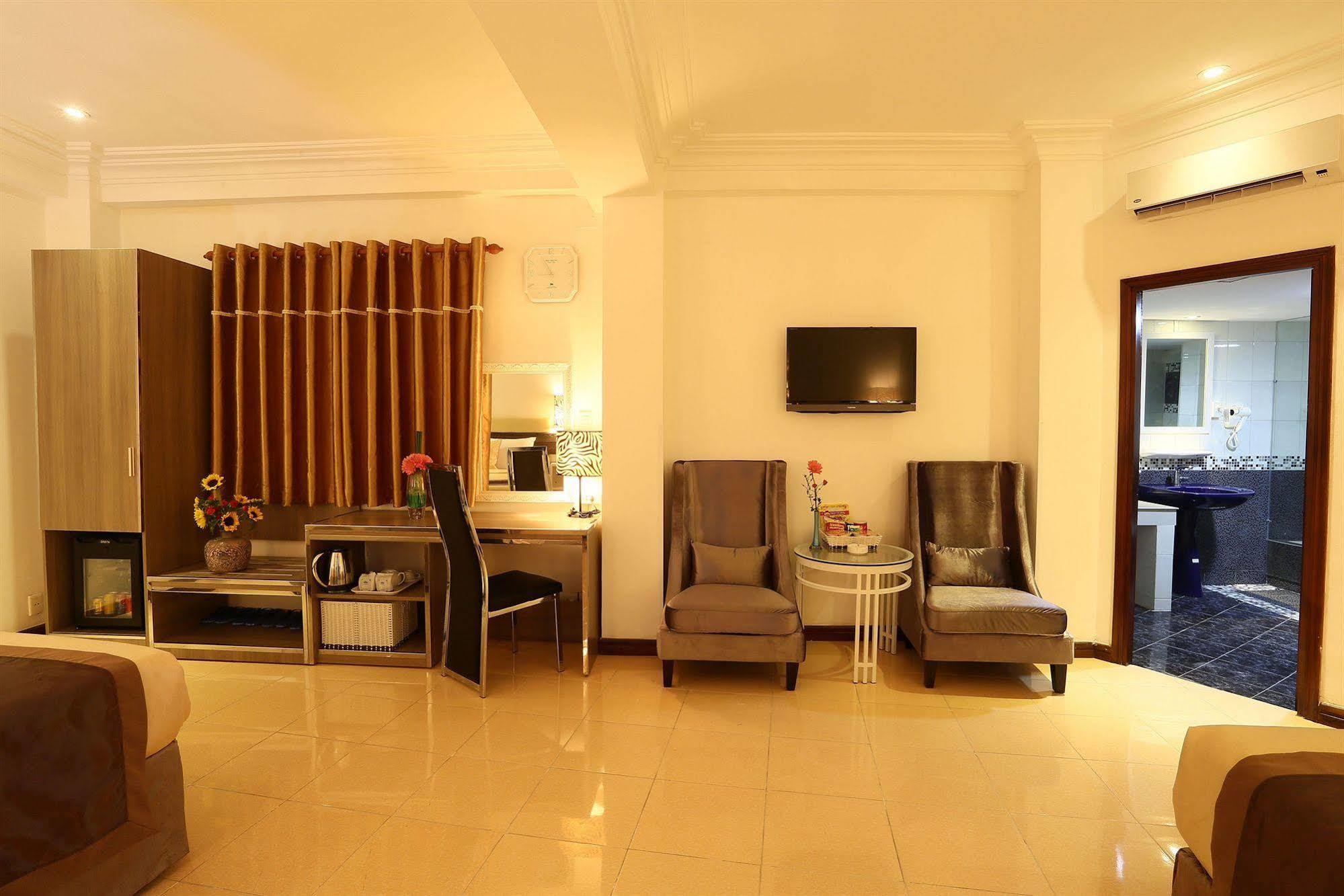 A25 Hotel - 14 Pho Duc Chinh Hô Chi Minh-Ville Extérieur photo